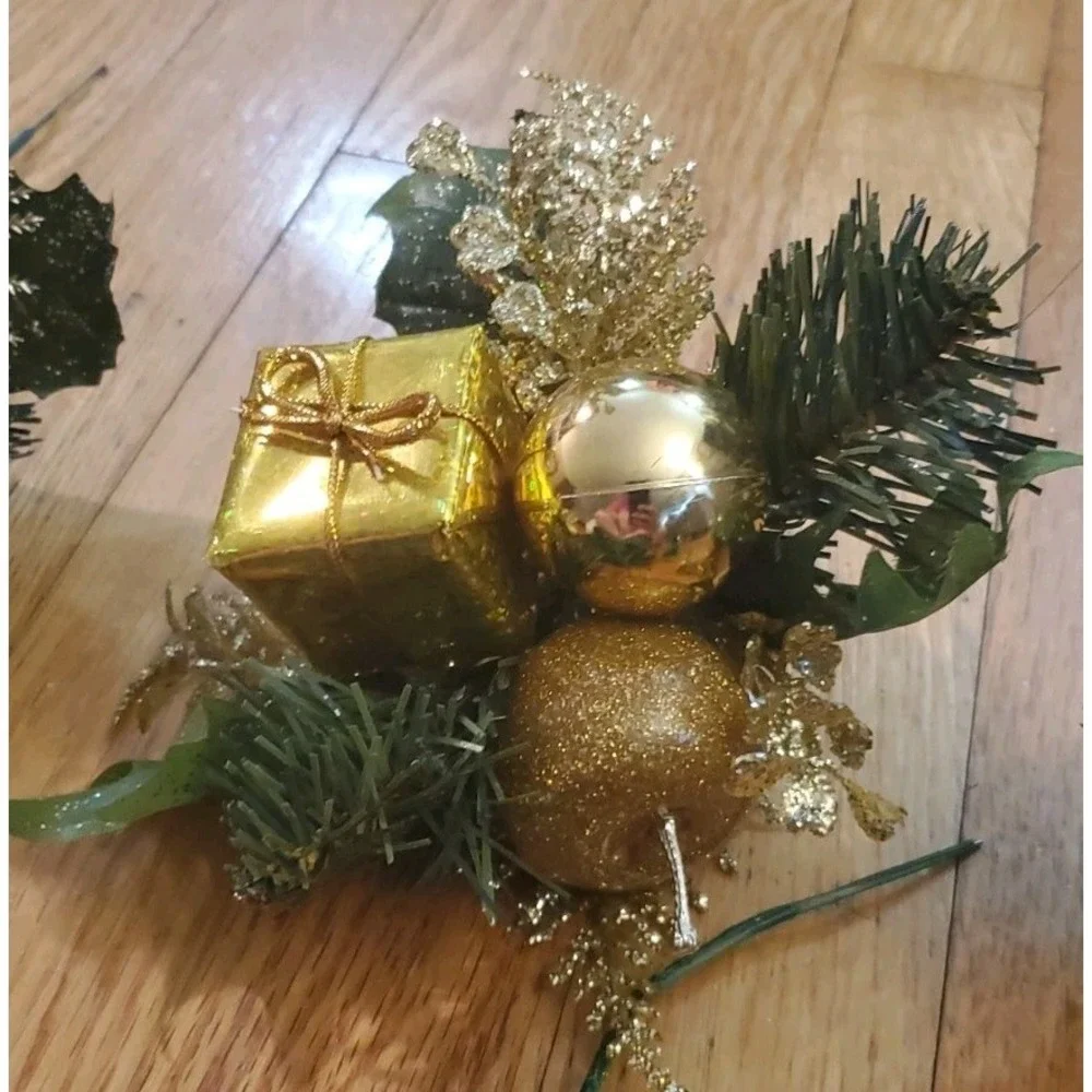 Artificial Pine Stem Fake Pine Cone Glitter Fruit Apple Gold Present Floral Pick